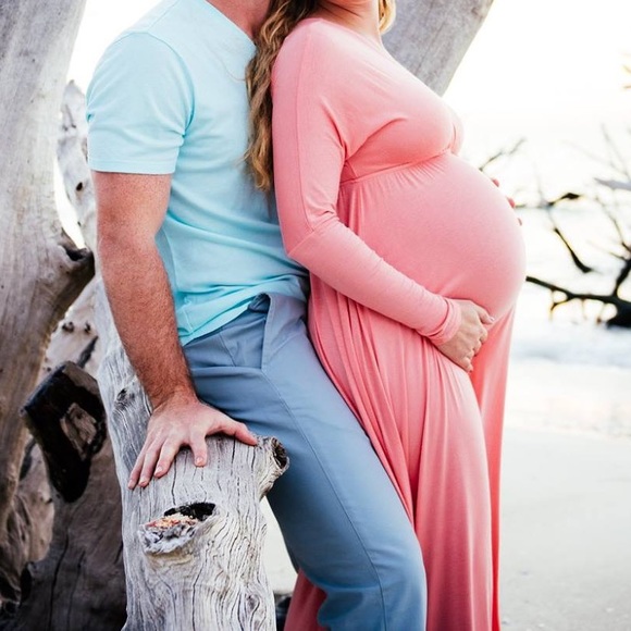 Maxi pink maternity dress - Picture 7 of 7